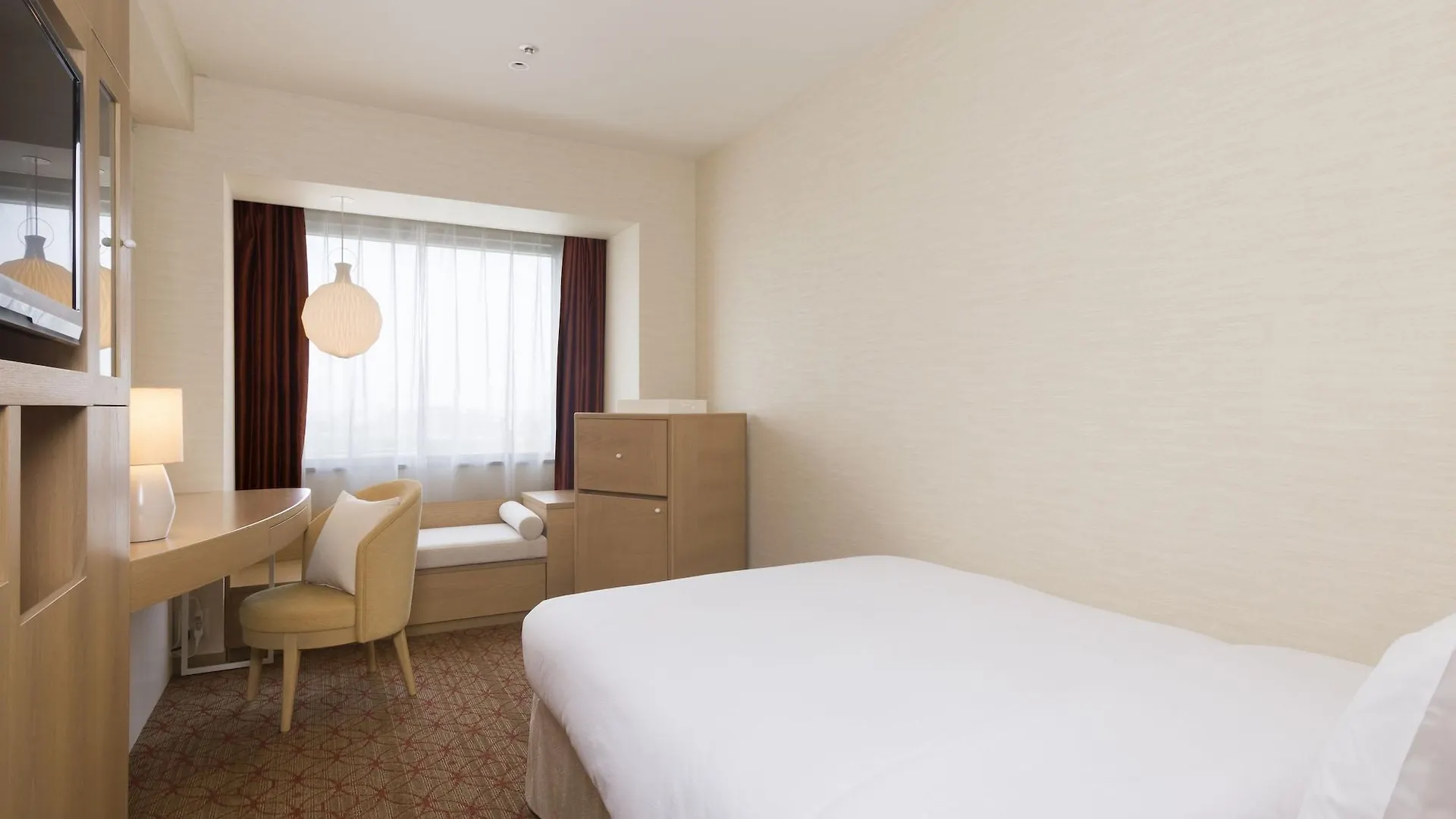 Keio Plaza Hotel Sapporo 5*,